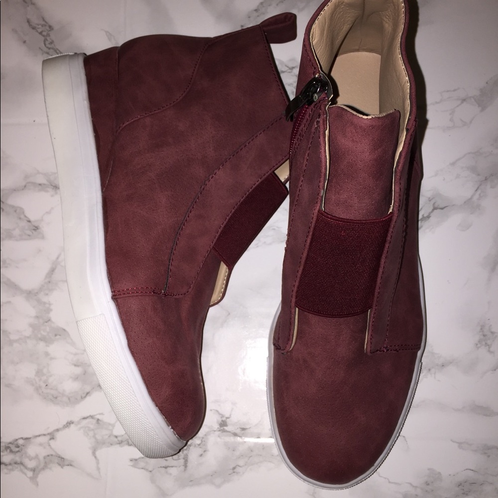 Sneaker Wedges